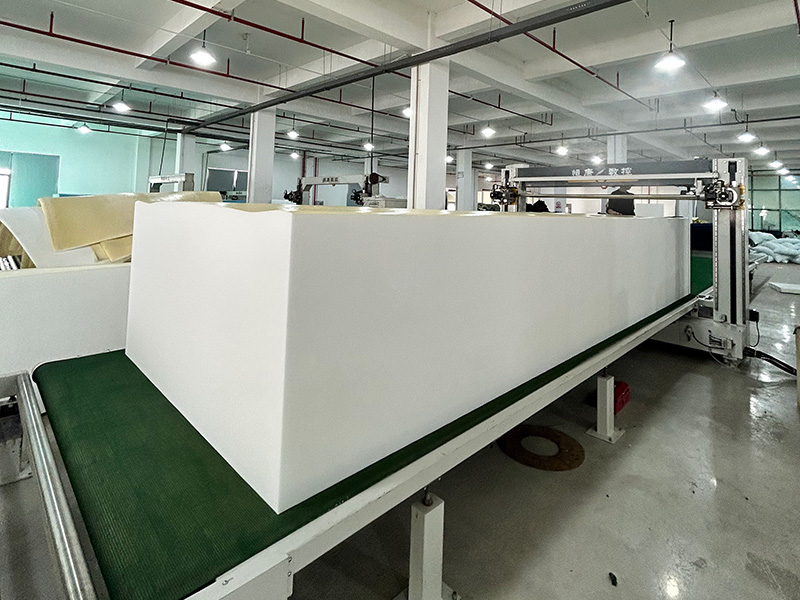 How to cut high-density foam ?